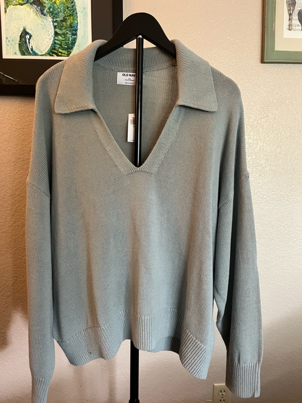 Old Navy Women's Sage Green V-Neck Collared Sweater